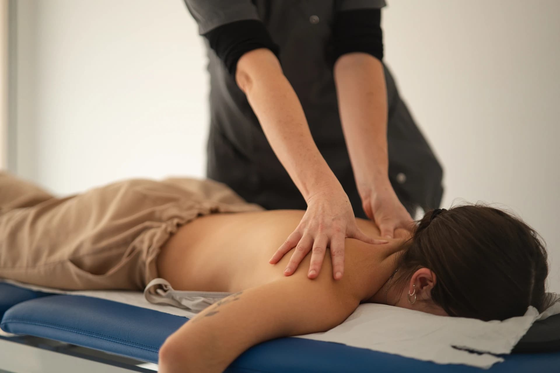 Image blog - la-complémentarité-harmonieuse-de-la-kinésithérapie-de-lostéopathie-et-du-sport-santé